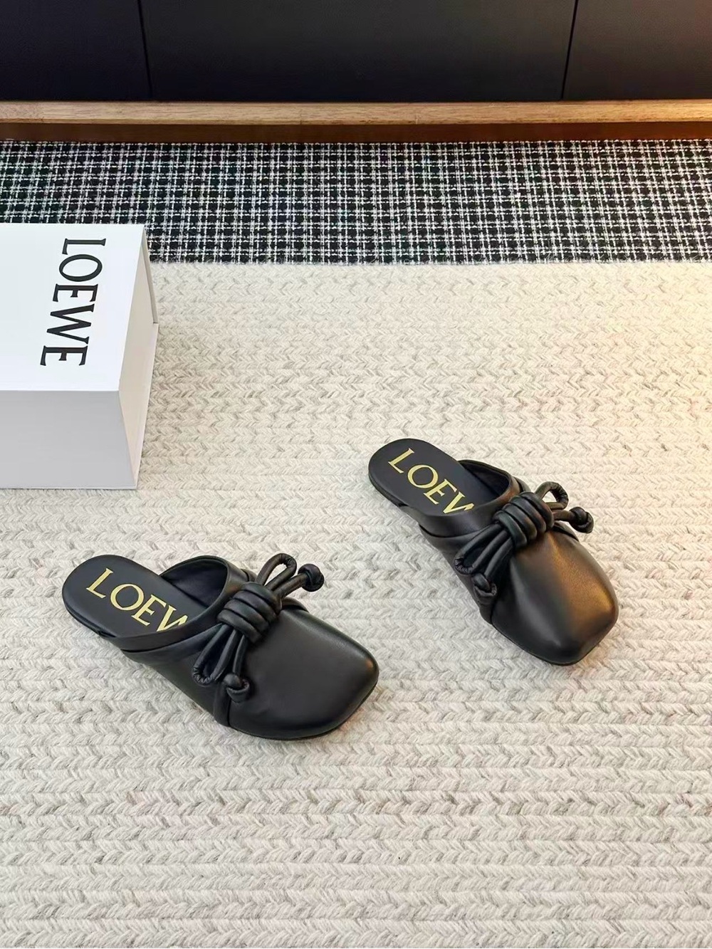Loewe Black Knotted Leather Mule Slides - Picture 4 of 4